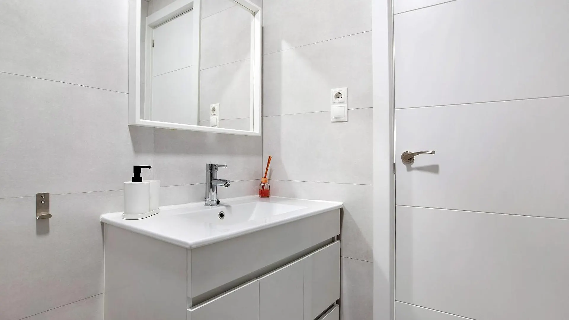 Estudio En La Carihuela Torremolinos
